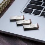 ADATA UR350-256G-RSR/BK